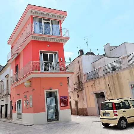 Casa Vacanza Enver A بيت للعطل *